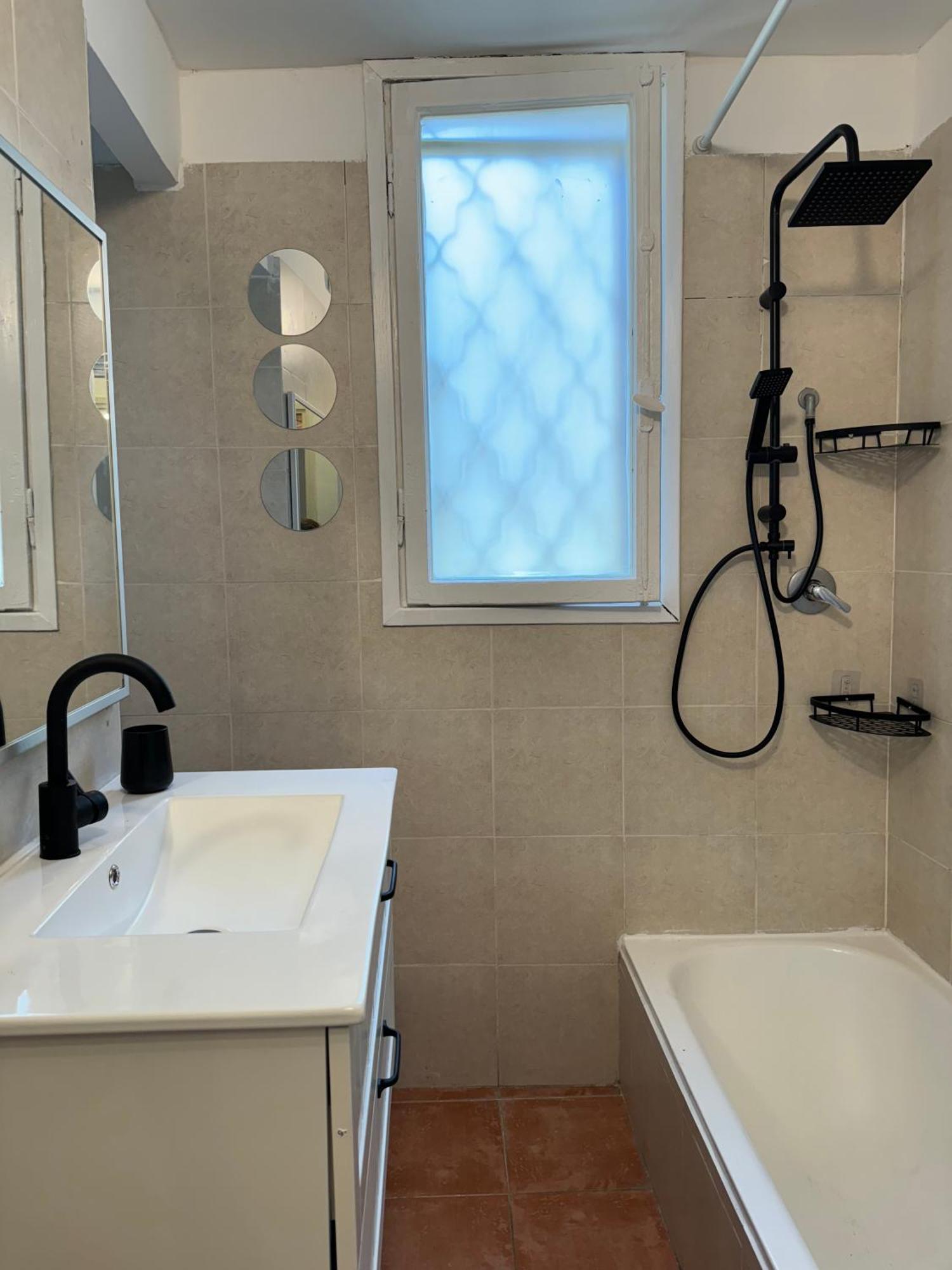 Maze - Perfectly Located Brand New Flats