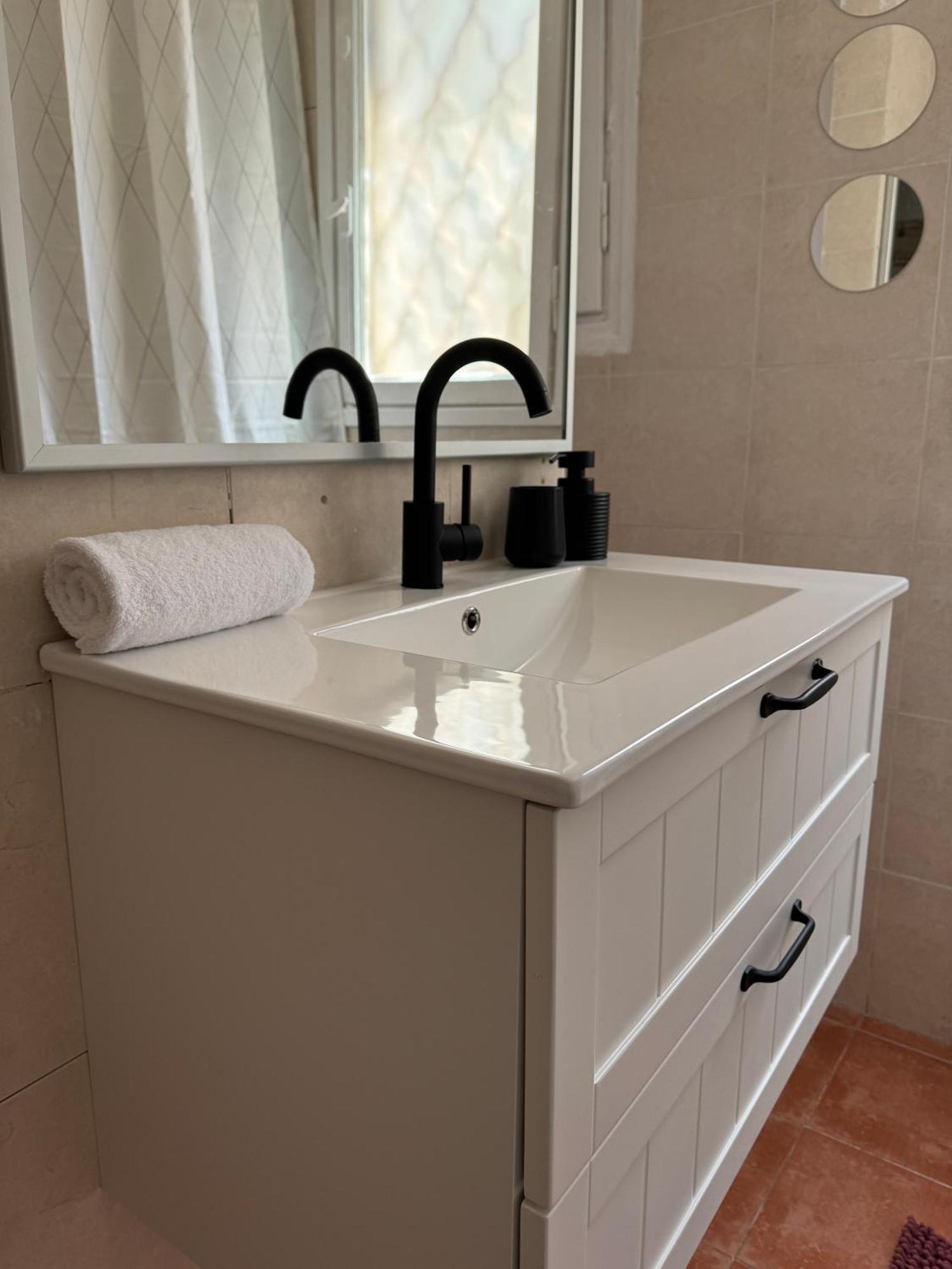 Maze - Perfectly Located Brand New Flats Appartamento *